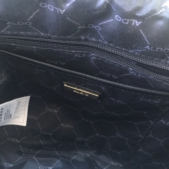 Aldo oversized wristlet - Picture 3 of 4